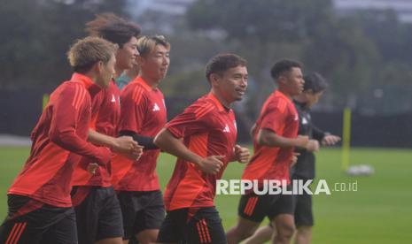 Pemain timnas Jepang mengikuti sesi latihan di Lapangan A Gelora Bung Karno (GBK), Jakarta (ilustrasi)