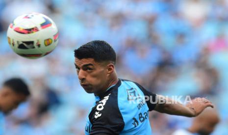 Striker Gremio, Luis Suarez. 