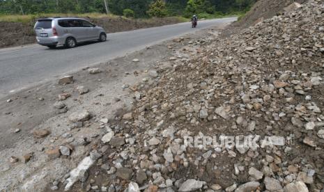 Tanah longsor berpotensi terjadi di Lebak seiring curah hujan yang tinggi.