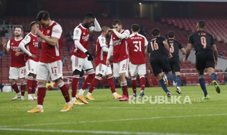 Arsenal sedang berada dalam kondisi terpuruk saat menjamu Chelsea pada laga lanjutan Liga Primer Inggris.