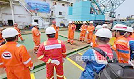 PHE ONWJ, selaku anak perusahaan Pertamina di Subholding Upstream Regional Jawa, menggelar pipa penyaluran migas bawah laut di ECHO Area.