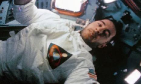 Astronot Apollo yang Memotret Bumi Terbit, Bill Anders Tewas Jatuh dengan Pesawat