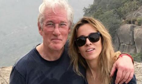 Richard Gere dan Alejandra Silva