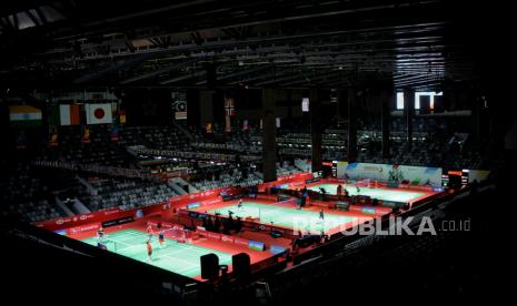 Pebulu tangkis berlatih jelang Daihatsu Indonesia Masters 2023 di Istora Gelora Bung Karno, Senayan, Jakarta, Senin (23/1/2023). Turnamen Daihatsu Indonesia Masters 2023 akan digelar pada 24-29 Januari di Istora Gelora Bung Karno, Senayan dengan diikuti sebanyak 277 atlet dari 23 negara.