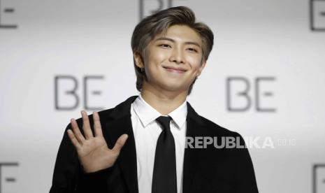 Leader BTS, RM. Penggemar menuding seorang peserta kontes kecantikan Filipina jiplak pidato RM BTS mewakili UNICEF di Majelis PBB pada 2018.