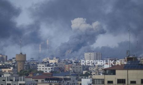 Beberapa negara telah mempersiapkan pemulangan warga negaranya dari Palestina dan Israel. 