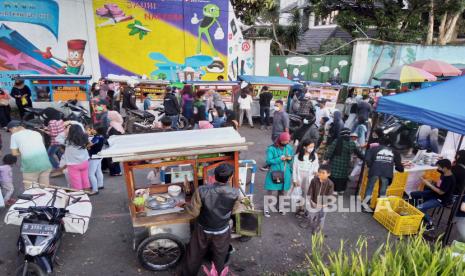 Satgas Imbau Warga Berbuka Puasa di Rumah (ilustrasi)