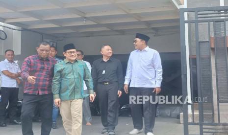 Ketua Umum Partai Kebangkitan Bangsa (PKB) Abdul Muhaimin Iskandar saat menyambangi kediaman Wakil Presiden kesembilan RI, Hamzah Haz di Jalan Tegalan, Nomor 27, Matraman, Jakarta Timur, Kamis (11/5/2023). 