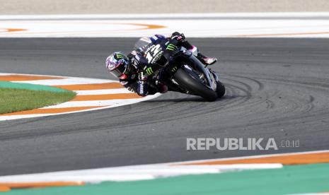  Pembalap Spanyol Maverick Vinales dari Monster Energy Yamaha MotoGP berkompetisi dalam balapan MotoGP selama Grand Prix Eropa di Valencia, Spanyol, Ahad (8/11/2020). 