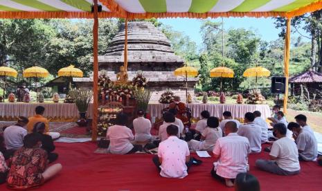 Umat Buddha di Malang Terharu Bisa Kembali Rayakan Waisak Bersama