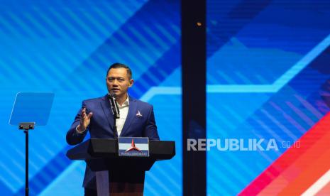 Ketua Umum Partai Demokrat Agus Harimurti Yudhoyono (AHY) menyampaikan pidato kebangsaan pada Rapat Pimpinan Nasional (Rapimnas) Partai Demokrat di Jakarta Convention Center (JCC), Jakarta, Jumat (16/9/2022). Pidato kebangsaan tersebut membahas tentang isu-isu nasional serta strategi Partai Demokrat dalam menghadapi Pemilu 2024 mendatang. Republika/Thoudy Badai