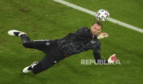 Penjaga gawang Bayern Muenchen Manuel Neuer.