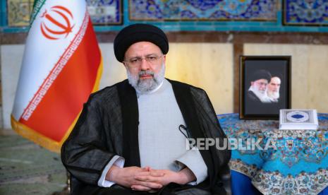 Presiden Iran Ebrahim Raisi mengatakan, negaranya akan melanjutkan kegiatan pengembangan nuklir. Hal itu karena pembicaraan tentang pemulihan kesepakatan nuklir 2015 atau Joint Comprehensive Plan of Action (JCPOA) terhenti.