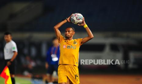 Pemain Bhayangkara FC, Ruben Sanadi. 