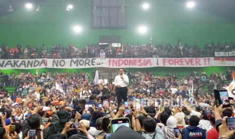 Capres Anies Baswedan menggelar kampanye di GOR Susi Susanti, Kompleks Olahraga Dadaha, Kota Tasikmalaya, Kamis (4/1/2024). 