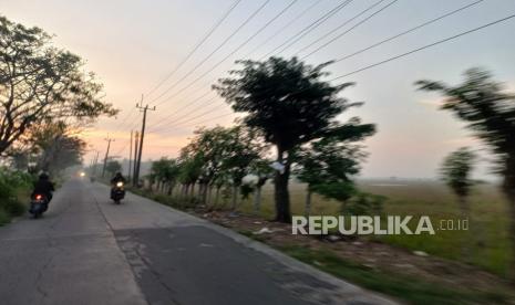 Dinas Pekerjaan Umum, Penataan Ruang, Perumahan dan Kawasan Pemukiman (DPUPRPKP) Kota Malang tengah menyiapkan anggaran sekitar Rp 2 miliar untuk perbaikan Penerangan Jalan Umum (PJU). 