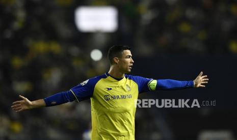  Reaksi Cristiano Ronaldo pada pertandingan sepak bola Liga Pro Saudi saat ia membela Al-Nassr.