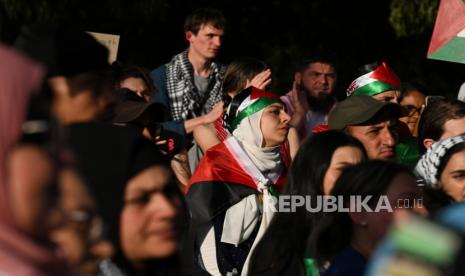 Masyarakat berpartisipasi dalam demonstrasi Palestina Merdeka di Coburg, Melbourne, Australia, 19 Oktober 2023. Beberapa unjuk rasa pro-Palestina direncanakan di seluruh Australia. 