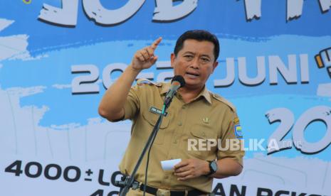 Sekda Kota Bandung Ema Sumarna