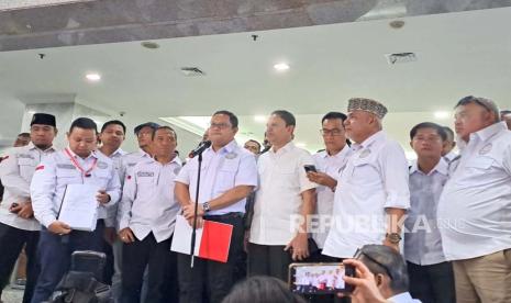 Konferensi pers tim hukum Anies Baswedan-Muhaimin Iskandar 