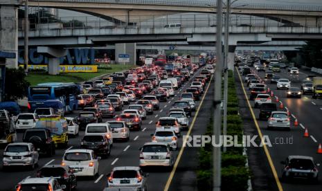 Perjalanan mudik diminta lebih awal untuk hindari kemacetan di puncak arus.