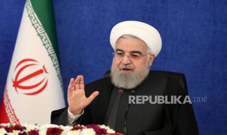 Presiden Iran Hassan Rouhani. Rouhani mengatakan Perusahaan asing tidak boleh melakukan tes vaksin Covid-19 ke rakyat Iran. Ilustrasi. 