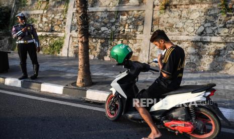 Razia Masker di Padang Panjang Jaring 180 Warga. Ilustrasi