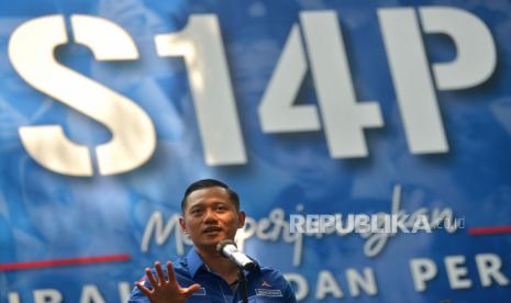 Ketua Umum Partai Demokrat Agus Harimurti Yudhoyono (AHY) memberikan keterangan pers awal tahun 2023 terkait isu terkini dan sikap Partai Demokrat jelang Pemilu 2024 di Kantor DPP Partai Demokrat, Jakarta, Kamis (12/1/2023). Dalam keterangannya AHY mengatakan Partai Demokrat menolak UU Cipta Kerja serta sistem proporsional tertutup pada Pemilu 2024. 