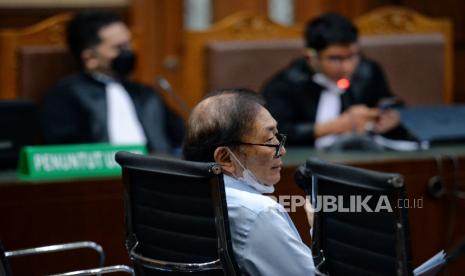 Terdakwa pemilik PT Duta Palma Group, Surya Darmadi saat menjalani sidang di Pengadilan Negeri Tipikor, Jakarta.