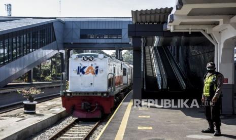 Mudik dari Jakarta ke Bandung Naik Kereta Hanya Modal Rp 20 Ribu, Emang  Bisa?