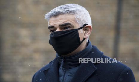 Profil Sadiq Khan, Wali Kota Muslim Pertama London. 