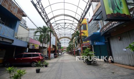 Suasana  kawasan perdagangan Pasar Baru, Jakarta (ilustrasi). Pemerintah Provinsi (Pemprov) DKI Jakarta menetapkan Jalan Pasar Baru dan Kanal Ciliwung Jalan Antara sebagai struktur cagar budaya. 