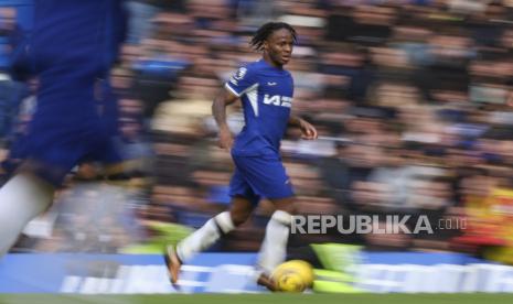 Penyerang Chelsea Raheem Sterling 