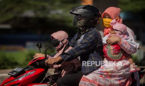 Warga Purbalingga yang tak pakai masker saat di luar rumah dikenai sanksi karantina. Ilustrasi.