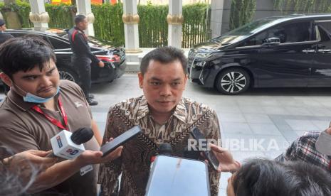 Ketua Bidang Media dan Komunikasi Publik, Dewan Pimpinan Pusat (DPP) Partai NasDem Charles Meikyansah di Gedung Nasdem Tower di Jakarta Pusat, Rabu (17/5/2023).