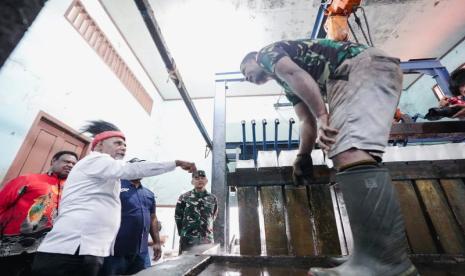 pemprov-papua-tengah-kembangkan-ppi-pomako-mimika-demi-genjot-pad