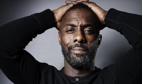 Idris Elba dinyatakan positif corona.