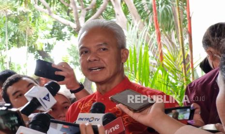 Calon presiden nomor urut 3, Ganjar Pranowo. Eks penyidik KPK harap penyelidikan kasus Ganjar murni untuk penegakan hukum.