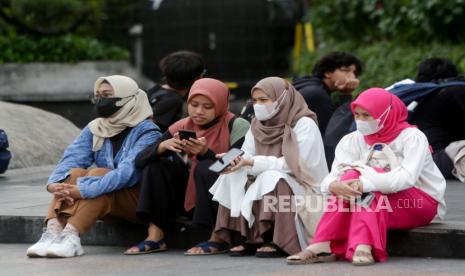 PPKM Dicabut, Epidemiolog Imbau Tetap Jaga Prokes dan Vaksinasi