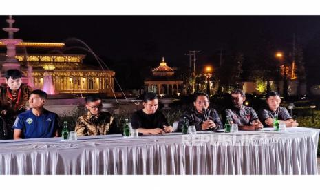 Jumpa pers jelang laga Persis Solo melawan Jeonbuk Hyundai Motors di taman Pracima Tuin Puro Mangkunegaran, Jumat (16/6/2023) malam.