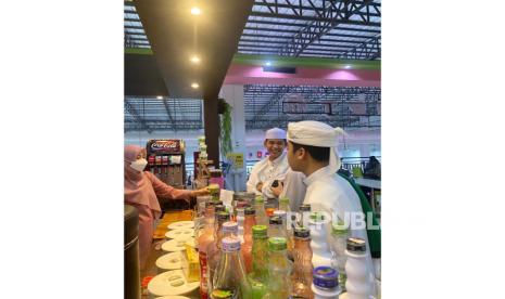 Pelancong bisa melakukan wisata religi, kuliner halal dan keindahan alam di Thailand Selatan. Ada Pattani yang melarang tempat maksiat, judi dan punya mall wakaf pertama di dunia. Wilayah ini juga dikelilingi beberapa pantai. 