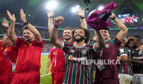 Pelatih Fluminense Fernando Diniz (kiri).