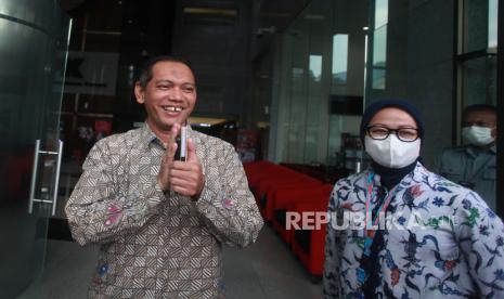 Juru Bicara KPK Bidang Pencegahan Ipi Maryati Kuding (kanan) 