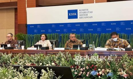 Komite Stabilitas Sistem Keuangan (KSSK) menggelar konferensi pers di Jakarta, Selasa (30/1/2024).