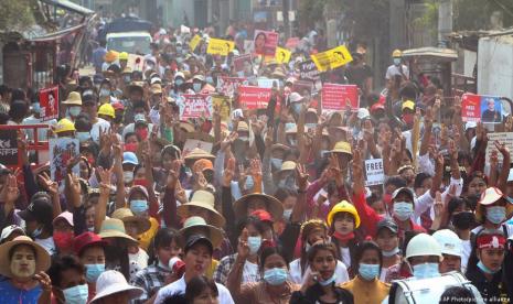 Jenderal Myanmar disebut ingin mendekat ke Barat dan menjauh dari Cina. 