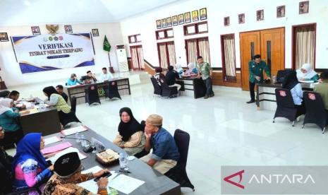 kejari-bone-bolango-verifikasi-22-pasangan-calon-peserta-isbat-nikah-via-program-jaksa-sakti