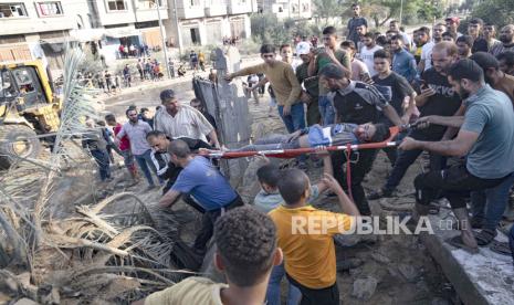 Korban serangan Israel di Jalur Gaza (ilustrasi). Allah SWT memuliakan para syahid yang gugur akibat perang