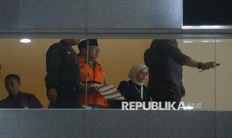 KPK Tahan Bos Maktour dan Ketum Kesthuri di Kasus Korupsi Ku