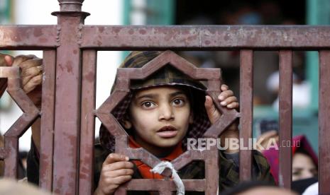 Langkah Negara Bagian Assam Tutup 700 Madrasah Tuai Kritik. Seorang anak laki-laki Muslim India. Ilustrasi