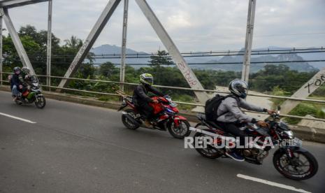 Sebagian besar wilayah Cianjur masuk zona merah bencana termasuk jalur mudik. Ilustrasi.